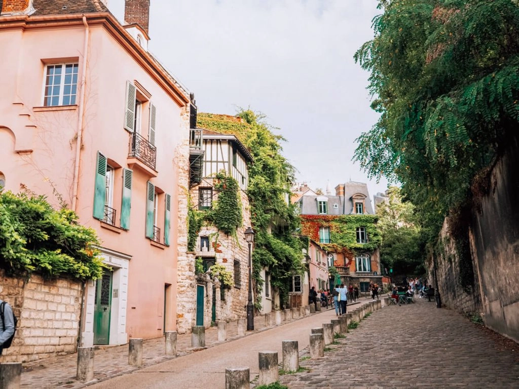 Neighborhoods with best budget hotels in Paris