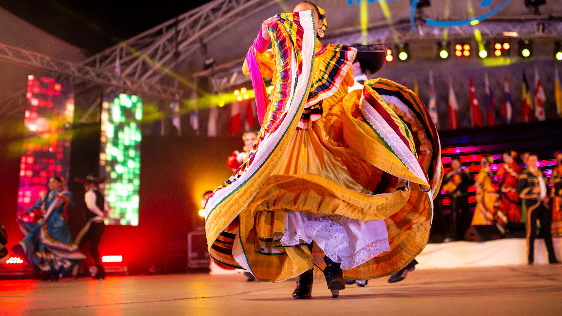 Add the Aldea Mahahua show to the list of things to do in Costa Maya