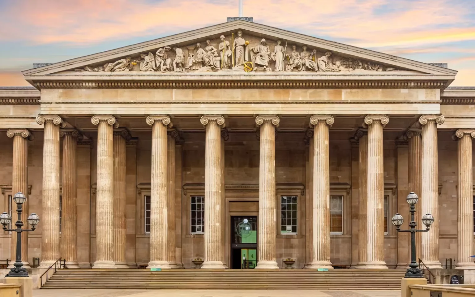 15 London Museums Worth Your Time in 2026 – From Mummies to Modern Art